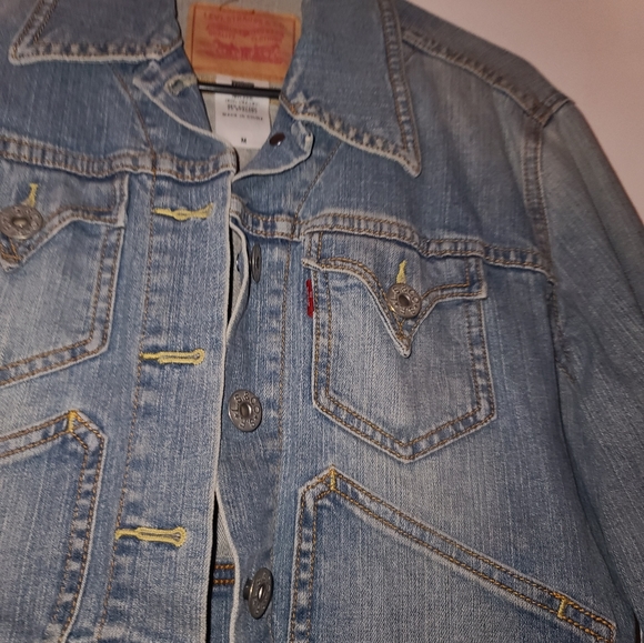 Medium Juniors Denim jacket. - Picture 3 of 5